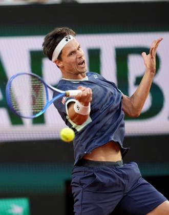 TENNIS - French Open 2025 PARIS,FRANCE,01.JUN.25 - TENNIS - ATP, Tennis Herren World Tour, French Open, Roland Garros, Grand Slam. Image shows Daniel Altmaier (GER).  GEPAxpictures xMichaelxRiedler
