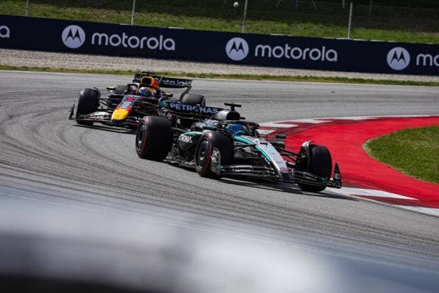 63 George Russell GBR, Mercedes AMG Petronas F1 Team , 1 Max Verstappen NLD, Oracle Red Bull Racing , F1 Grand Prix of Spain at Circuit de Barcelona Catalunya on June 1, 2025 in Barcelona, Spain Photo by HOCH ZWEI Barcelona Spain