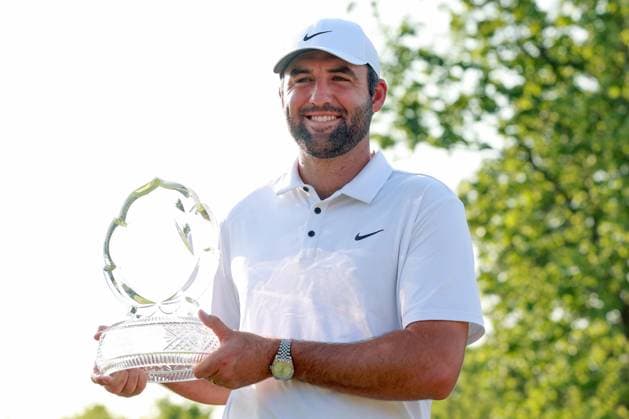 Memorial Tournament presented by Workday Scottie Scheffler of Dallas, Texas holds the trophy after his back-to-back win during the final round of the Memorial Tournament presented by Workday at Muirfield Village Golf Club on Sunday, June 1, 2025 in Dublin, Ohio. Dublin Ohio United States  Copyright: xAmyxLemusx originalFilename:lemus-memorial250601_npArM.jpg