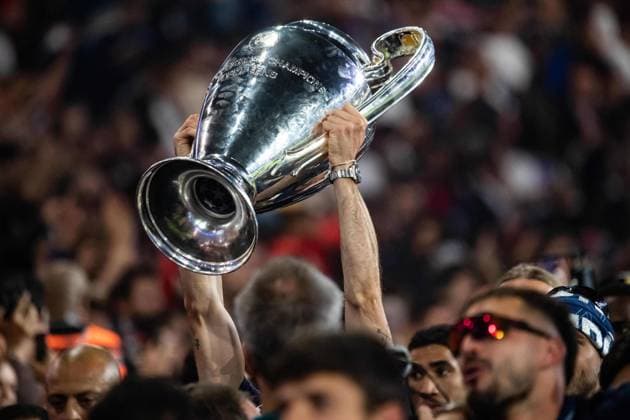 FOOTBALL : Celebration du titre de Champions d™europe du Paris SG - 01 06 2025 TrophÃ e de la Ligue des Champions - Illustration ParisFrance  Copyright: xBaptistexAutissierx