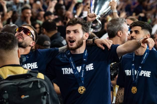 FOOTBALL : Celebration du titre de Champions d™europe du Paris SG - 01 06 2025 Khvicha Kvaratskhelia ParisFrance  Copyright: xBaptistexAutissierx
