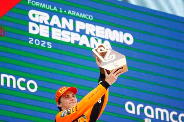 June 1, 2025, Sabadell, Barcelona, Spain: Montmelo Spain June 01, 2025 Oscar Piastri (81 AUS McLaren ) celebrates the victory during race at the Formula 1 Aramaco Spain Grand Prix 2025 in Montmelo Spain on 01 June 2025 Sabadell Spain - ZUMAu50_ 20250601_zsp_u50_071 Copyright: xXavixUrgelesx