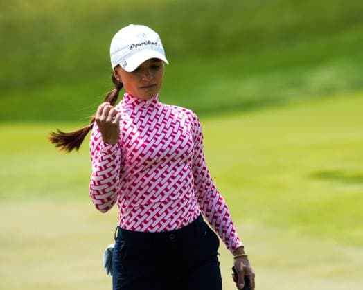 June 1, 2025, Erin, Wi, USA: ALINE KRAUTER of German flips her braid behind her back after missing putt on the fifth hole during the final round round of the 2025 LPGA, Golf Damen U.S. Womens Open at Erin Hills Golf Course in Erin, Wis. Erin USA - ZUMAb262 20250601_znp_b262_013 Copyright: xJeffxM.xBrownx