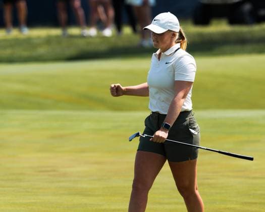 June 1, 2025, Erin, Wi, USA: MAJA STARK of Sweden pumps her fist after sinking a birdie putt on the sixth hole during the final round round of the 2025 LPGA, Golf Damen U.S. Womens Open at Erin Hills Golf Course in Erin, Wis. Stark became the third Swede to win the tournament in its 80-year history, finishing seven under. Erin USA - ZUMAb262 20250601_znp_b262_020 Copyright: xJeffxM.xBrownx