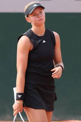Belgian Jeline Vandromme reacts during a tennis match between Belgian Vandromme and Austrian Tagger, in the first round of the girls singles, at the Roland Garros French Open tennis tournament, in Paris, France, Monday 02 June 2025. This year s tournament takes place from 25 May to 08 June. BENOITxDOPPAGNE  x125983765x