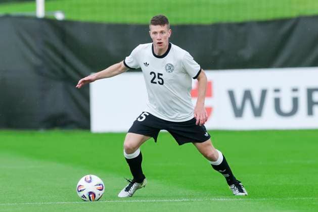 Elias Baum Germany controls the ball, Friendly match, Germany U21 vs RB Leipzig U19, Spa and GolfResort Weimarer Land on 01 June 2025 in Blankenhain, Germany Photo by Marco Steinbrenner DeFodi Images Elias Baum Germany controls the ball, Friendly match, Germany U21 vs RB Leipzig U19, Spa and GolfResort Weimarer Land, June 1, 2025 in Blankenhain, Germany Photo by Marco Steinbrenner DeFodi Images