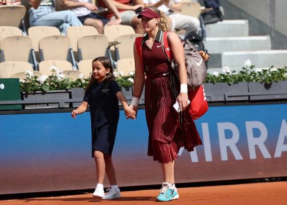 ROLAND GARROS 2025 Thierry Larret MAXPPP - PARIS (75) 02 06 2025 Thierry Larret Maxppp. Tennis. Roland Garros 2025. Internationaux de France de tennis. Stade Roland Garros, Paris (75). Le 2 juin 2025. Court Suzanne Lenglen : Mirra ANDREEVA (RUS) vs Daria KASATKINA (AUS) PARIS (75) STADE ROLAND GARROS PARIS ILE DE FRANCE FRANCE  Copyright: xMAXPPPxThierryxLarretx TLR202506021559 TLR202506021559