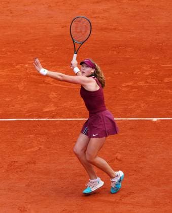 Mirra Andreeva in fourth round action French Open Tennis, Day Nine, Tennis, Roland Garros, Paris, France - 02 Jun 2025 EDITORIAL USE ONLY No use with unauthorised audio, video, data, fixture lists, club league logos or live services. Online in-match use limited to 120 images, no video emulation. No use in betting, games or single club league player publications. Copyright: xJavierxGarcia Shutterstockx 15335297t
