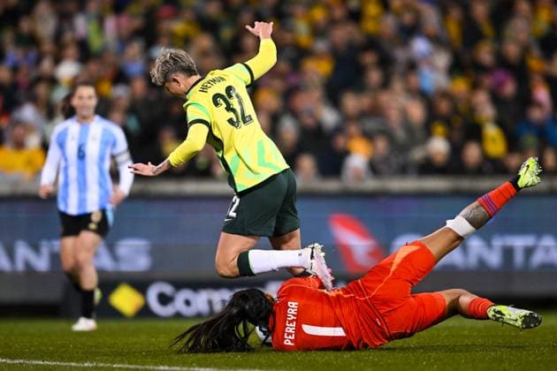 SOCCER AUSTRALIA ARGENTINA, Michelle Heyman of Australia attempts to score during the Women s friendly international soccer match between Australia and Argentina at GIO Stadium in Canberra, Monday, June 2, 2025. ( NO ARCHIVING, EDITORIAL USE ONLY CANBERRA AUSTRALIAN CAPITAL TERRITORY AUSTRALIA  Copyright: xLUKASxCOCHx 20250602175140392624