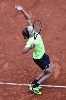 Alexander Zverev, GER, during fourth round of 2025 French Open at Roland Garros, Paris, 02 06 2025