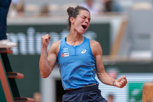 2025-06-02 2025 French Open PARIS, FRANCE - JUNE 2: Lois Boisson of France during Day Nine of 2025 French Open at Roland Garros on June 2, 2025 in Paris, France. (Photo by Marleen Fouchier BSR Agency) Paris France Content not available for redistribution in The Netherlands directly or indirectly through any third parties. Copyright: xBSRxAgencyx