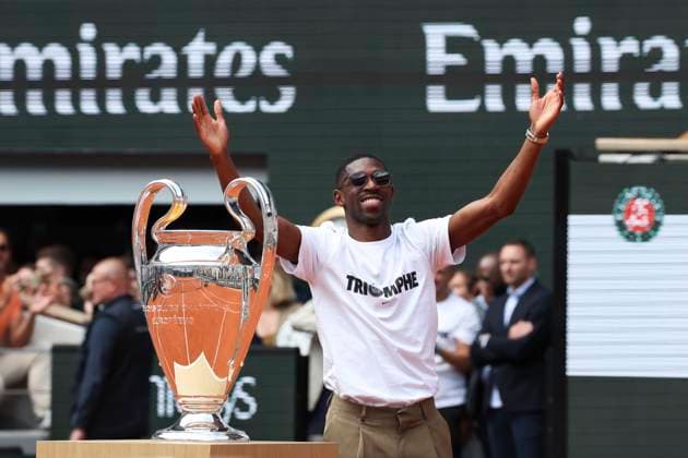 TENNIS : Roland Garros 2025 - Internationaux de France - 02 06 2025 Hommage a la victoire du Paris Saint Germain en ligue des champions - Ousmane Dembele (PSG) ParisFrance  Copyright: xMichtofx