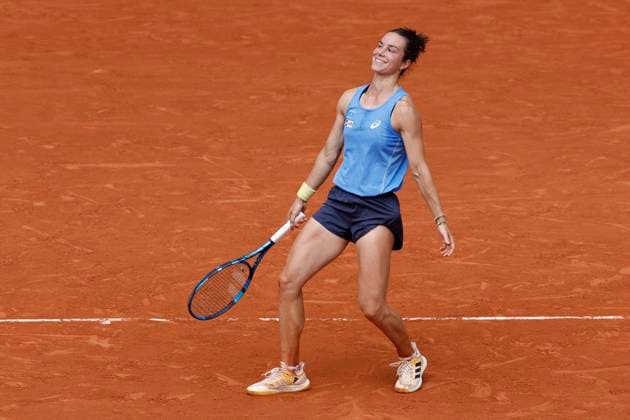 June 2, 2025, Paris, Paris, France: Lois Boisson (FRA) celebrates her victory during the tennis Grand Slam of Roland Garros 2025, match between Lois Boisson (FRA) and Jessica Pegula (USA) at Roland Garros Stadium - on June 02 2025.Paris - France Paris France - ZUMAb253 20250602_zsp_b253_100 Copyright: xLoicxBaratouxx