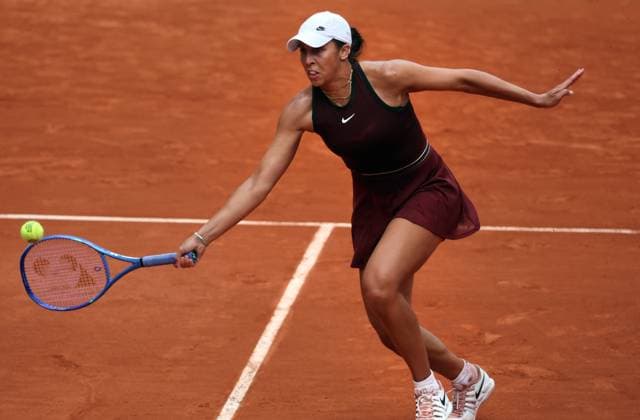 US Madison Keys plays against compatriot Hailey Baptiste during their fourth-round match of the French Tennis Open in Roland Garros in Paris, France, on Monday, June 1st, 2025. Keys won 6-3, 7-5.  PAR20250602108 MAYAxVIDON-WHITE