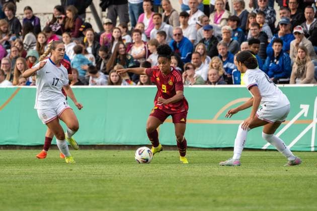 02 06 2025, xhfmx, Soccer U 23 Women International Match, Germany USA v l Shekiera Martinez Germany U23 prevails against Abi Brighton USA U23 and Jordan Bugg USA U23 DFL DFB REGULATIONS PROHIBIT ANY USE OF PHOTOGRAPHS as IMAGE SEQUENCES and or QUASI VIDEO Pforzheim
