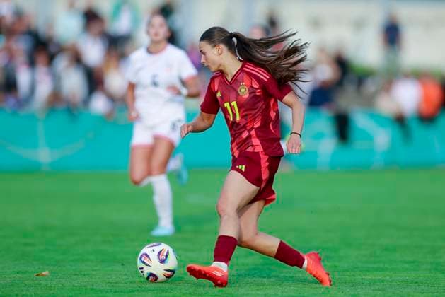 Tuana Mahmoud Germany controls the ball, Friendly match, Germany vs USA U23, Kramski Arena on June 02, 2025 in Pforzheim, Germany Photo by Marco Steinbrenner DeFodi Images Tuana Mahmoud Germany controls the ball, Friendly match, Germany vs USA U23, Kramski Arena, June 2, 2025 in Pforzheim, Germany Photo by Marco Steinbrenner DeFodi Images