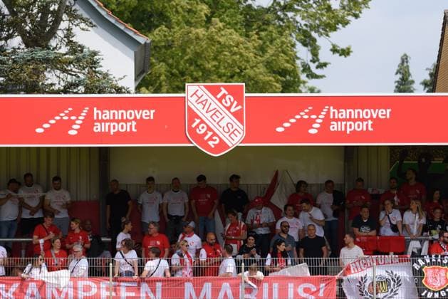 Garbsen, Germany, June 1st 2025: Opposite stand of the Wilhelm-Langrehr-Stadion with TSV Havelse Logo before the promotion play-off match between TSV Havelse and 1. FC Lokomotive Leipzig at Wilhelm-Langrehr-Stadion, Havelse, Germany. (Sven Beyrich SPP)  Copyright: xSvenxBeyrich SPPx spp-en-SvBe-20250601-D75_1690