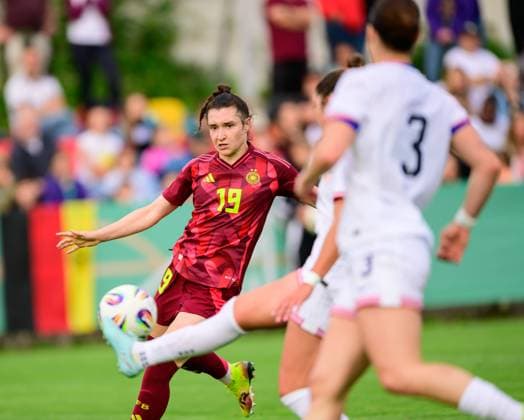 Sophie Weidauer Germany U23, 19 , Lilly Reale USA U23, 03 , Germany vs USA, Soccer, Women, U23 National Match, Test Match, Season 2024 2025, 02 06 2025 DFB REGULATIONS PROHIBIT ANY USE OF PHOTOGRAPHS AS IMAGE SEQUENCES AND OR QUASI VIDEO, Eibner Pressefoto Andreas Ulmer Germany vs USA, Soccer, Women, U23 National Match, Test Match, Season 2024 2025, 02 06 2025 Pforzheim Copyright: xEibner-Pressefoto AndreasxUlmerx EP_AUR
