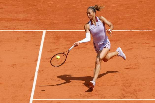 June 3, 2025, Paris, Paris, France: Qinwen Zheng (CHN) in action during the tennis Grand Slam of Roland Garros 2025, after the match between quarter final match Aryna Sabalenka (RUS) and Qinwen Zheng (CHN) )at Roland Garros Stadium - on June 03 2025.Paris - France Paris France - ZUMAb253 20250603_zsp_b253_042 Copyright: xLoicxBaratouxx