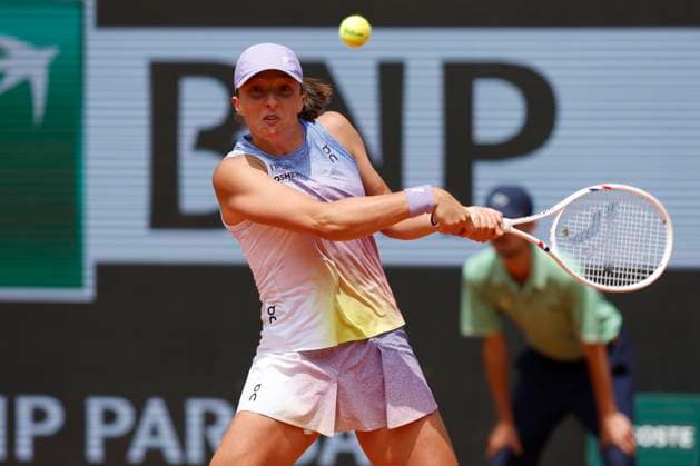 June 3, 2025, Paris, Paris, France: Iga Swiatek (POL) in action during the tennis Grand Slam of Roland Garros 2025, after the match between quarter final match Elina Svitolina (UKR) and Iga Swiatek (POL) at Roland Garros Stadium - on June 03 2025.Paris - France Paris France - ZUMAb253 20250603_zsp_b253_058 Copyright: xLoicxBaratouxx