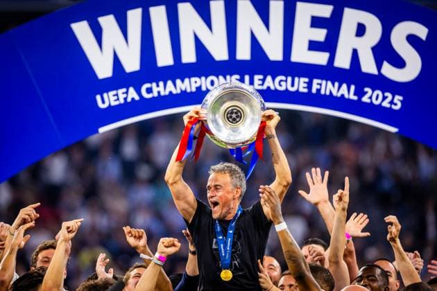 UEFA CHAMPIONS LEAGUE FINAL PARIS SAINT GERMAIN INTER MILAN Head coach of PSG Luis Enrique celebrates with a trophy after the UEFA Champions League Final football match between Paris Saint Germain FC and Inter Milan. Allianz Arena (Munich Football Arena), Munich, Germany, May 31, 2025. Photo by Branislav Racko Copyright: xx 080A6249