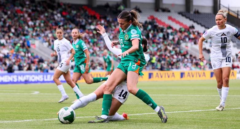UEFA Women s Nations League 2025, Pairc Ui Chaoimh, Cork 3 6 2025 Republic of Ireland WNT vs Slovenia Ireland™s Abbie Larkin with Å pela Kolbl of Slovenia Abbie Larkin with Å pela Kolbl 3 6 2025  Copyright: x INPHO RyanxByrnex RB2_5536