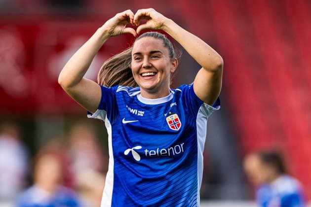 250603 Vilde Boe Risa of Norway warms up ahead of the UEFA Women™s Nations League football match between Switzerland and Norway on June 3, 2025 in Sion Photo Marius Simensen BILDBYRAN COP 238 bbeng dam football fotball fotball norge norway soccer sveits switzerland uefa women s nations league  Copyright: MARIUSxSIMENSEN BB250603BB504