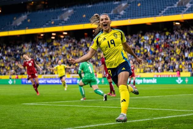 250603 Johanna Rytting Kaneryd of Sweden celebrates after scoring 2 0 during the Women s Nations League football match between Sweden and Denmark on June 3, 2025 in Stockholm Photo Joel Marklund BILDBYRAN kod JM JM0698 fotboll football soccer fotball nations league uefa womens nations league sverige sweden danmark denmark dam bbeng bbauto jubel  Copyright: JOELxMARKLUND BB250603JM021