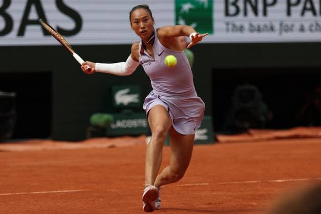 Roland Garros 2025 Qinwen Zheng during Roland Garros 2025 tennis tournament in Paris France on 3 June 2025. Paris France  Copyright: xFotoxOlimpikx originalFilename:jastrzebowski-rolandga250603_npQ8z.jpg