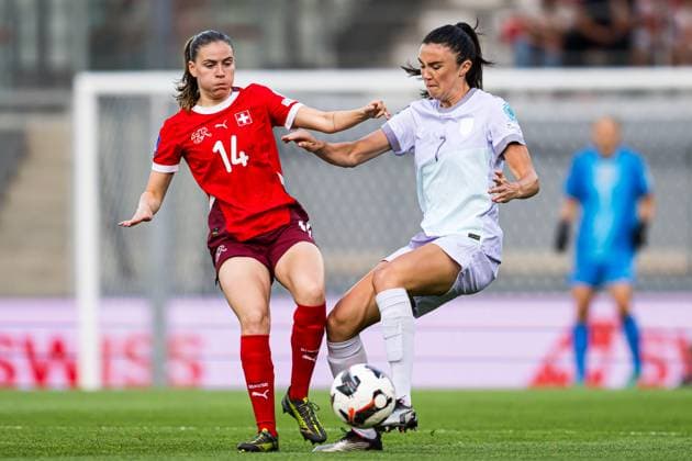 250603 Smilla Vallotto of Switzerland and Ingrid Syrstad Engen of Norway during the UEFA Women™s Nations League football match between Switzerland and Norway on June 3, 2025 in Sion Photo Marius Simensen BILDBYRAN COP 238 bbeng dam football fotball fotball norge norway soccer sveits switzerland uefa women s nations league  Copyright: MARIUSxSIMENSEN BB250603BB559
