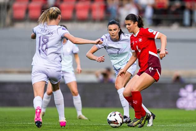 250603 Ingrid Syrstad Engen of Norway and Noemi Ivelj of Switzerland during the UEFA Women™s Nations League football match between Switzerland and Norway on June 3, 2025 in Sion Photo Marius Simensen BILDBYRAN COP 238 bbeng dam football fotball fotball norge norway soccer sveits switzerland uefa women s nations league  Copyright: MARIUSxSIMENSEN BB250603BB597