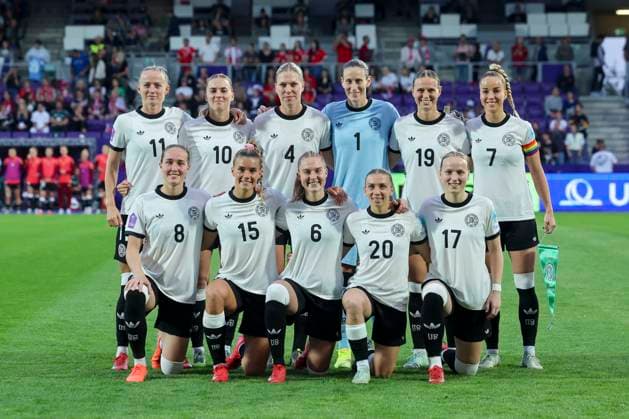 The players of the German national team pose for a team photo, UEFA Women s Nations League 2024 25 Grp A1 MD6, Austria and Germany, Viola Park on 03 June 2025 in Vienna, Austria Photo by Marco Steinbrenner DeFodi Images The German Players pose for a team photo, UEFA Women s Nations League 2024 25 Grp A1 MD6, Austria and Germany, Viola Park, June 3, 2025 in Vienna, Austria Photo by Marco Steinbrenner DeFodi Images
