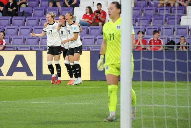 03 06 2025, xgrfx, Football UEFA Women s Nations League , Austria Germany v l Goal, Sydney Lohmann German Women s National Team DFL DFB REGULATIONS PROHIBIT ANY USE OF PHOTOGRAPHS as IMAGE SEQUENCES and or QUASI VIDEO Vienna