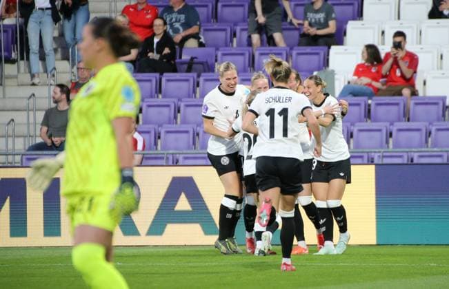 03 06 2025, xgrfx, Football UEFA Women s Nations League , Austria Germany v l Goal, Sydney Lohmann German Women s National Team DFL DFB REGULATIONS PROHIBIT ANY USE OF PHOTOGRAPHS as IMAGE SEQUENCES and or QUASI VIDEO Vienna
