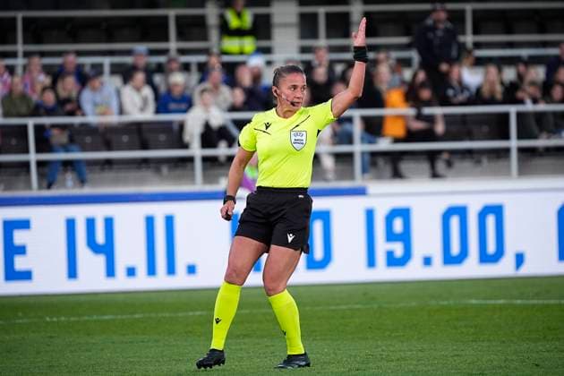 Referee Sandra Bastos the UEFA Women s Nations League match between Finland and Serbia at the Helsinki Olympic Stadium on 3rd June 2025 in Helsinki, Finland. (Kalle Parkkinen Newspix24)  Copyright: xKALLExPARKKINENx NP24kp0030