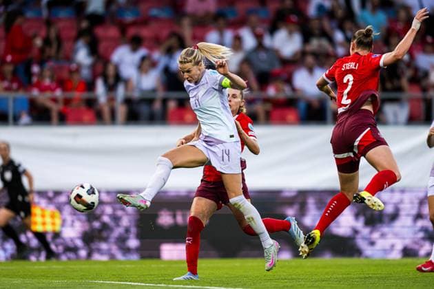 250603 Ada Hegerberg of Norway missing a chance to score during the UEFA Women™s Nations League football match between Switzerland and Norway on June 3, 2025 in Sion Photo Marius Simensen BILDBYRAN COP 238 bbeng dam football fotball fotboll norge norway soccer sveits switzerland uefa women s nations league  Copyright: MARIUSxSIMENSEN BB250603BB630