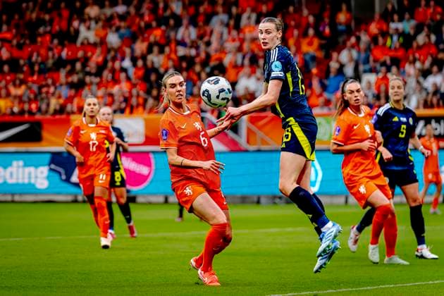 Netherlands midfielder Jill Roord, Scotland defender Jenna Clark during the match Netherlands Scotland women at the Koning Willem II stadium for the UEFA Nations League women season 2024 2025 in TILBURG, Netherlands on 3 june 2025, photo by Marcel van Dorst EYE4images DeFodi Images