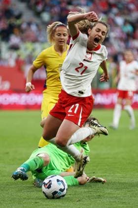 2025.06.03 Gdansk Pilka nozna Liga Narodow UEFA Kobiet Mecz Polska - Rumunia N z Andrea Paraluta Paulina Tomasiak rzut karny Foto Piotr Matusewicz PressFocus 2025.06.03 Gdansk Football UEFA Womens Nations League Poland - Romania Andrea Paraluta Paulina Tomasiak rzut karny Credit: Piotr Matusewicz PressFocus NEWSPIX.PL --- newspix.pl POLAND OUT! 
