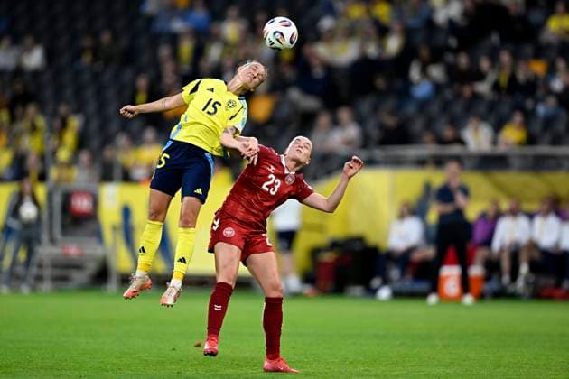 STOCKHOLM, SWEDEN 20250603 Swedens Julia Zigiotti Olme and Denmarks Cornelia Kramer in a header during Tuesdays match between Sweden and Denmark in the Nations League, Womens Division A, Group 4, at Strawberry Arena STOCKHOLM SWEDEN x10050x  Copyright: xPontusxLundahl TTx NATIONS LEAGUE SVERIGE-DANMARK