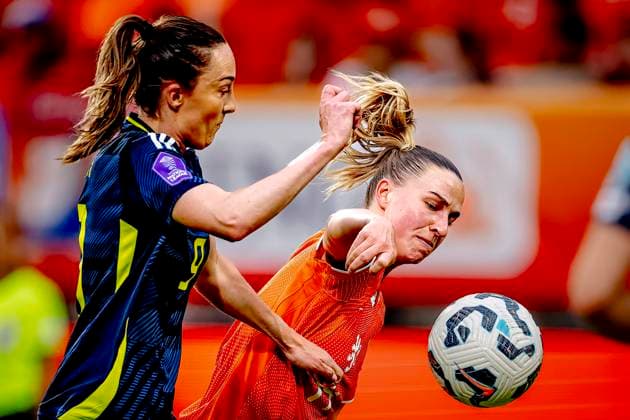 Netherlands midfielder Jackie Groenen, Scotland midfielder Caroline Weir during the match Netherlands Scotland women at the Koning Willem II stadium for the UEFA Nations League women season 2024 2025 in TILBURG, Netherlands on 3 june 2025, photo by Marcel van Dorst EYE4images DeFodi Images