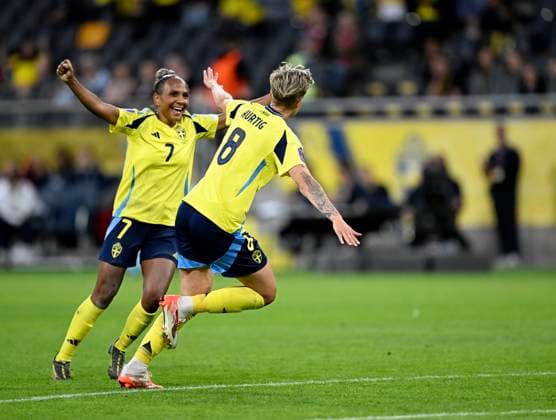 STOCKHOLM, SWEDEN 20250603 Swedens Madelen Janogy congratulates Swedens Lina Hurtig on goal 6 1 during Tuesdays match between Sweden and Denmark in the Nations League, Womens Division A, Group 4, at Strawberry Arena STOCKHOLM SWEDEN x10050x  Copyright: xPontusxLundahl TTx NATIONS LEAGUE SVERIGE-DANMARK