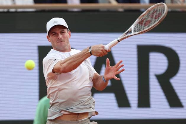 Tommy Paul of USA in action French Open Tennis, Day Ten, Tennis, Roland Garros, Paris, France - 03 Jun 2025 EDITORIAL USE ONLY No use with unauthorised audio, video, data, fixture lists, club league logos or live services. Online in-match use limited to 120 images, no video emulation. No use in betting, games or single club league player publications. Copyright: xEllaxLing Shutterstockx 15335299bn