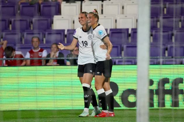 Vienna, Austria 03 June 2025 UEFA Nations League Women 2025 Austria vs Germany In the picture from left the second scorer Selina Cerci Germany scores the goal to make it 3-0 for Germany and cheers with Klara Bühl Buehl Germany Generali Arena Copyright: xFotostandx xFantinix