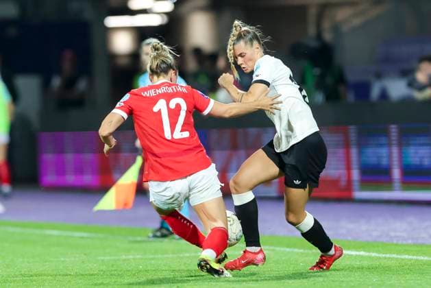 Laura Wienroither Austria and Selina Cerci Germany battle for the ball, UEFA Women s Nations League 2024 25 Grp A1 MD6, Austria and Germany, Viola Park on 03 June 2025 in Vienna, Austria Photo by Marco Steinbrenner DeFodi Images Laura Wienroither Austria and Selina Cerci Germany battle for the ball, UEFA Women s Nations League 2024 25 Grp A1 MD6, Austria and Germany, Viola Park, June 3, 2025 in Vienna, Austria Photo by Marco Steinbrenner DeFodi Images