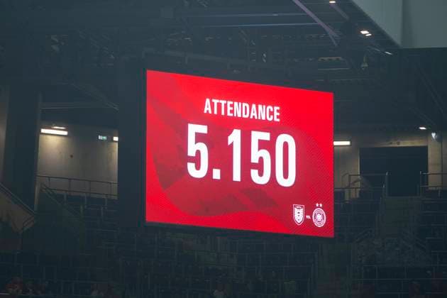 GER, Bremen, Soccer, Womens Soccer, UEFA Womens Nations League, Matchday 6, Austria vs Germany in picture v l official number of spectators on screen 03 06 2025, Franz Horr Stadion Vienna UEFA REGULATIONS PROHIBIT ANY USE OF PHOTOGRAPHS AS IMAGE SEQUENCES AND OR QUASI VIDEO, Copyright: HMBxMedia PaulxFritz
