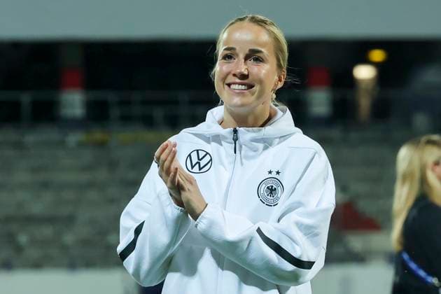 Giulia Gwinn Germany cheers, UEFA Women s Nations League 2024 25 Grp A1 MD6, Austria and Germany, Viola Park on June 03, 2025 in Vienna, Austria Photo by Marco Steinbrenner DeFodi Images Giulia Gwinn Germany cheers, UEFA Women s Nations League 2024 25 Grp A1 MD6, Austria and Germany, Viola Park, June 3, 2025 in Vienna, Austria Photo by Marco Steinbrenner DeFodi Images