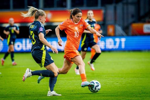 TILBURG, 03-06-2025, Koning Willem II Stadion, Women™s Nations League 2025-2026 football, Netherlands midfielder Danielle van de Donk during the match Netherlands - Scotland (women) Netherlands - Scotland (women)  x29609471x Copyright:
