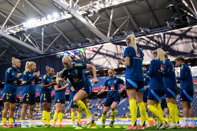 250603 Stina Blackstenius of Sweden at warm up ahead of the Women s Nations League football match between Sweden and Denmark on June 3, 2025 in Stockholm Photo Joel Marklund BILDBYRAN kod JM JM0698 fotboll football soccer fotball nations league uefa womens nations league sverige sweden danmark denmark dam bbeng  Copyright: JOELxMARKLUND BB250603JM162