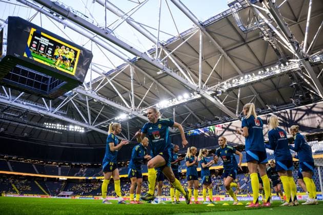 250603 Jonna Andersson and Fridolina Rolfö of Sweden at warm up ahead of the Women s Nations League football match between Sweden and Denmark on June 3, 2025 in Stockholm Photo Joel Marklund BILDBYRAN kod JM JM0698 fotboll football soccer fotball nations league uefa womens nations league sverige sweden danmark denmark dam bbeng  Copyright: JOELxMARKLUND BB250603JM164