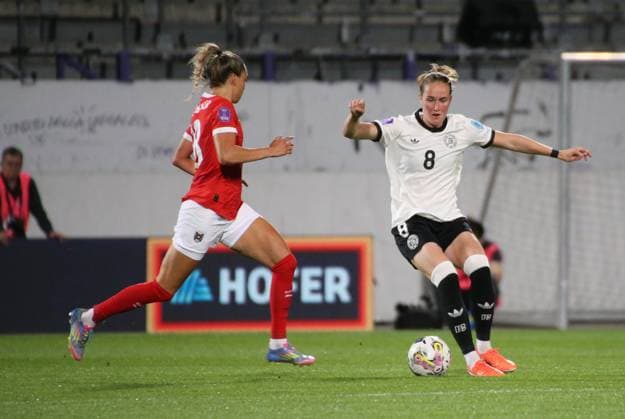 03 06 2025, xgrfx, Football UEFA Women s Nations League , Austria Germany v l Julia Hickelsberger Austria , Sydney Lohmann German women s national team DFL DFB REGULATIONS PROHIBIT ANY USE OF PHOTOGRAPHS as IMAGE SEQUENCES and or QUASI VIDEO Vienna